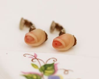 Vintage Tulip Clip-on Earrings - Floral Earrings - Tulip Earrings - April Birth Flower Gift