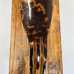 Art deco tortoiseshell celluloid hair ornament