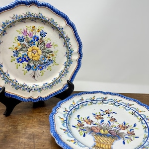 Hand Painted Scalloped Dishes from Portugal. Set of 2 , home decor, 9” plates