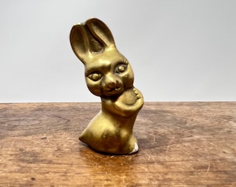 Rabbit / hare / bunny sculpture / figurine / statue || vintage solid brass || animal design