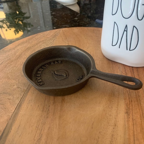 Vintage Cast Iron Mini Skillet Advertising Ashtray  Savannah Gas