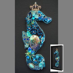 Cavalluccio marino con corona Shadowbox incorniciato
