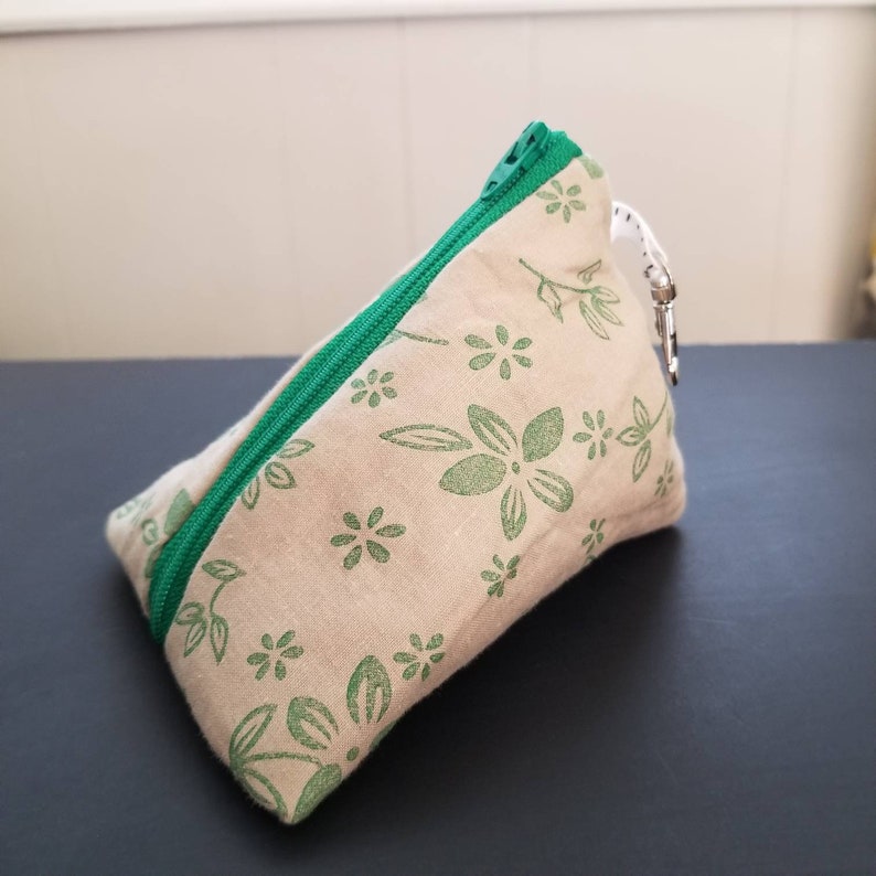 coin pouch notions pouch zipper pouch triangle zipper pouch triangle zipper bag quilted pouch Leaves chapstick holder,