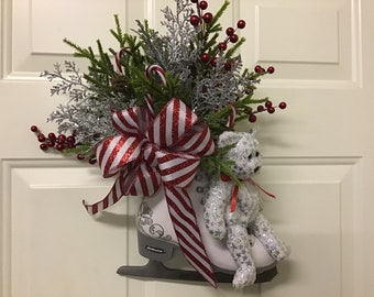 Ice Skate Wreath, Front Door, Porch, Candy Cane Theme, Vintage Bear, Frosted Branches, Berries, Christmas Door Hanger.  FREE SHIPPING!!