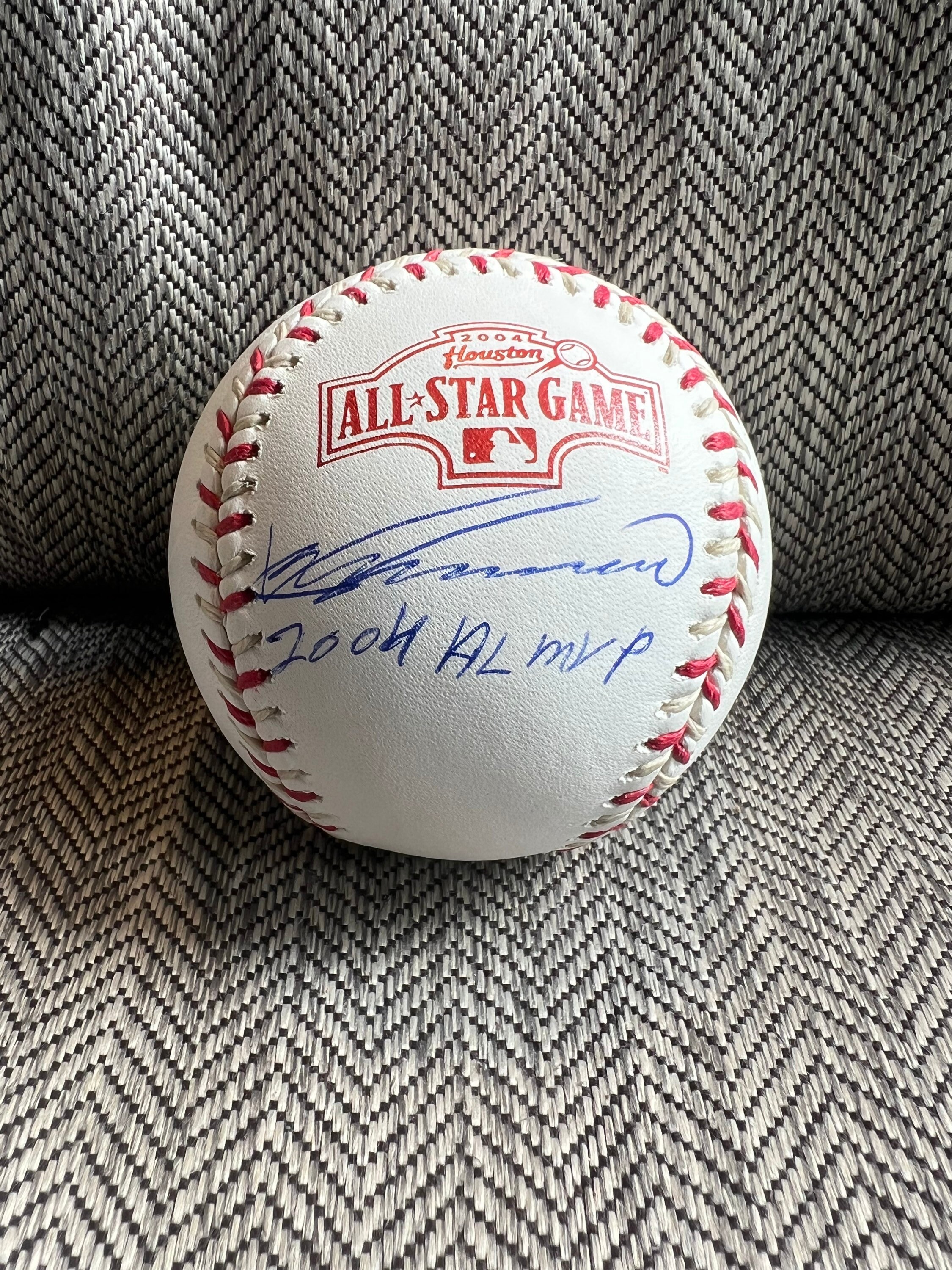 Vladimir Guerrero Jr Autographed MLB Signed Baseball JSA COA With Display  Case