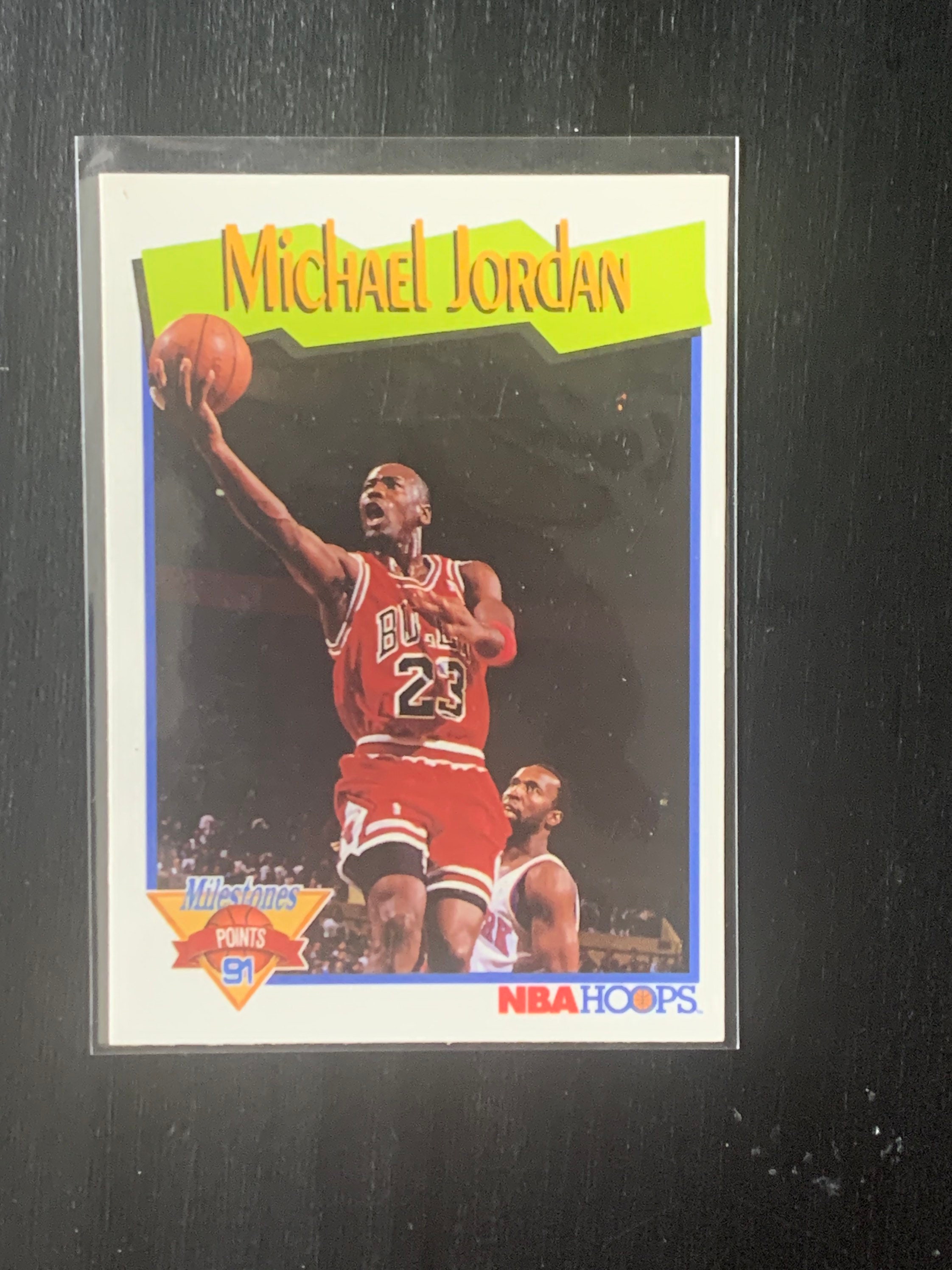 1991 NBA Hoops Michael Jordan Basketball Card / Chicago Bulls 