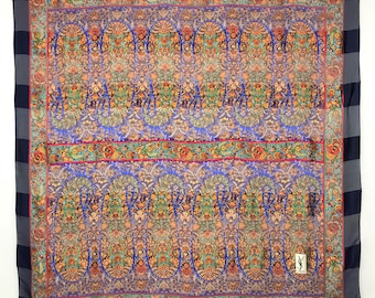 Luksusowy szalik YSL 42,5"x41" Oryginalny, modny, designerski damski szal jedwabny - ponadczasowa elegancja i kultowy styl YSL809