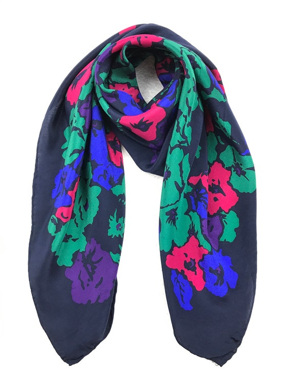 PIERRE BALMAIN scarf 29"x29" Authentic silk scarv… - image 4
