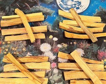 Palo Santo Sticks: Ethical Ecuadorian Incense, 5 Pack