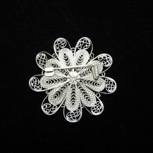 Silver Filigree Flower Brooch 5.4cm 23.75gr image 6