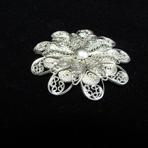 Silver Filigree Flower Brooch 5.4cm 23.75gr image 4