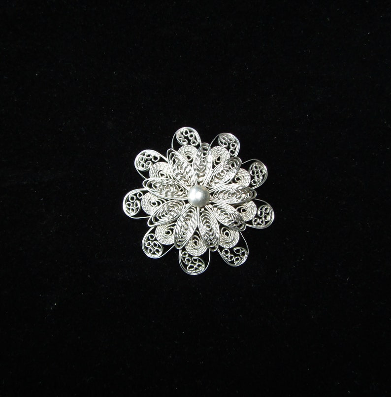 Silver Filigree Flower Brooch 5.4cm 23.75gr image 9