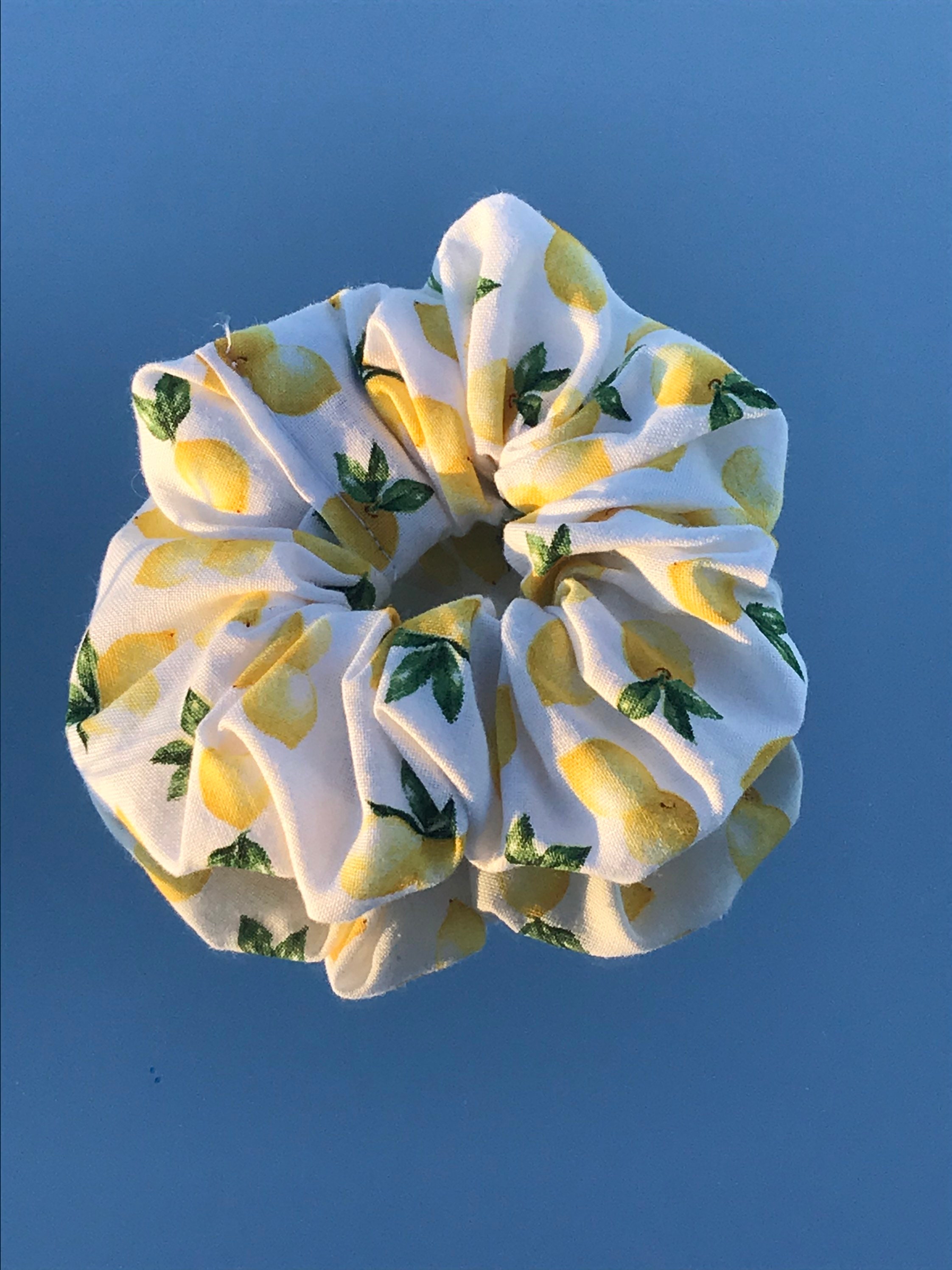 Lemon scrunchie