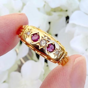 Late Victorian 18k Gold Starburst Gypsy Ruby and Diamond Ring Antique
