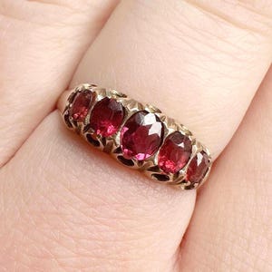 Edwardian 9 Karat Gold Granat Ring Antiker Januar Geburtsstein