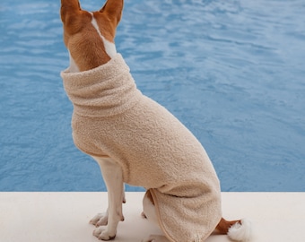 Bademantel für Hunde, Dog Bathrobe, Hundebademantel, Dog robe, Maßgeschneiderter Hundemantel, Hundekleidung, Maßgeschneiderte Hundekleidung