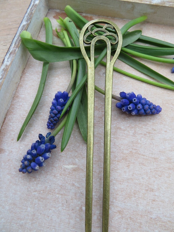 Double hairpin on sale