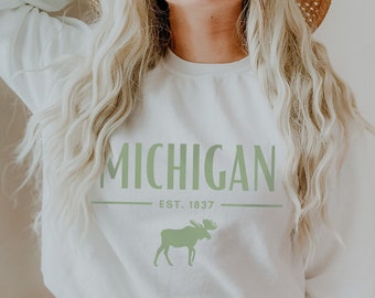 Michigan Sweatshirt, Michigan Shirt Women, Michigan Gift