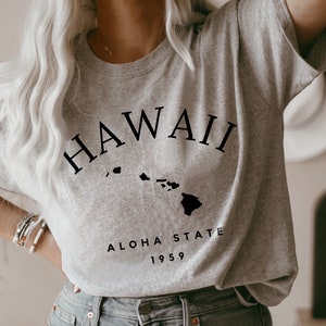 Hawaii Tshirt, Hawaii T Shirt, Hawaii Shirt Women, Hawaii Gifts, Hawaii Girls Trip Shirts, Hawaii Bachelorette Shirts, Hawaii Trip Shirt