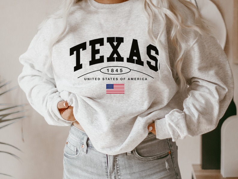 Texas Sweatshirt, Texas Sweatshirt Vintage, Texas Crewneck, Texas Shirt for Women, Texas Gifts for Women, Texas Souvenir image 1