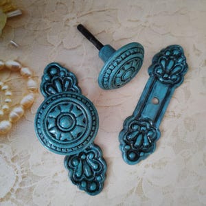 Zestaw klamek do drzwi z miedzi w stylu rustykalnym, w kolorze