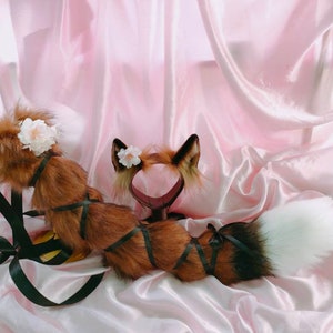Oren en staart Bloemen Bloesem Rode Vos Floppy Puppy Gember Gevouwen Hondenoren Shibari Cosplay Miqote Nepbont Dier Kostuum