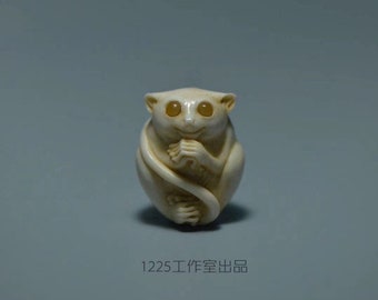 手彫りのツゲの木の猿の根付、木製の猿の根付、ツゲの木の猿の根付、猿
