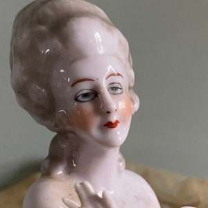 Porcelain halfdoll on box Fasold & Stauch image 9