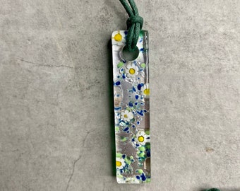 特価商品  Beautiful Vintage Necklace, Leather Cord With Glass Pendant アクセサリー