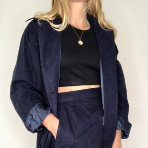 EXCLUSIVE Beautiful vintage two-piece suit in dark blue imitation suede 70s 80s