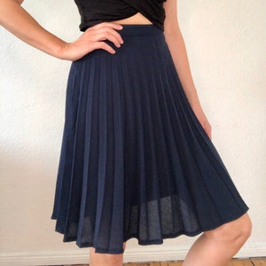 Beautiful vintage midi pleated skirt in dark blue 60s 70s
