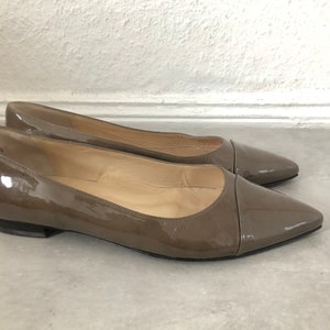 Beautiful vintage women's shoes / lacquer shoes in khaki / image 5