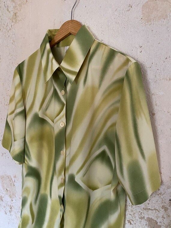 Beautiful vintage blouse short sleeves 90s differ… - image 3