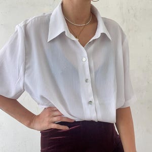 Beautiful white vintage blouse short sleeves 80s 90s