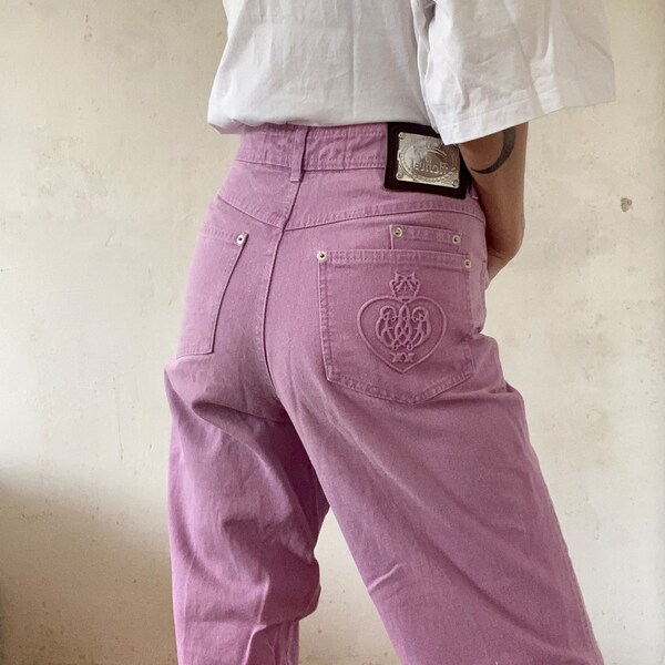 Jeanshose in rosa pastellfarbe 80er Highwaist Momjeans