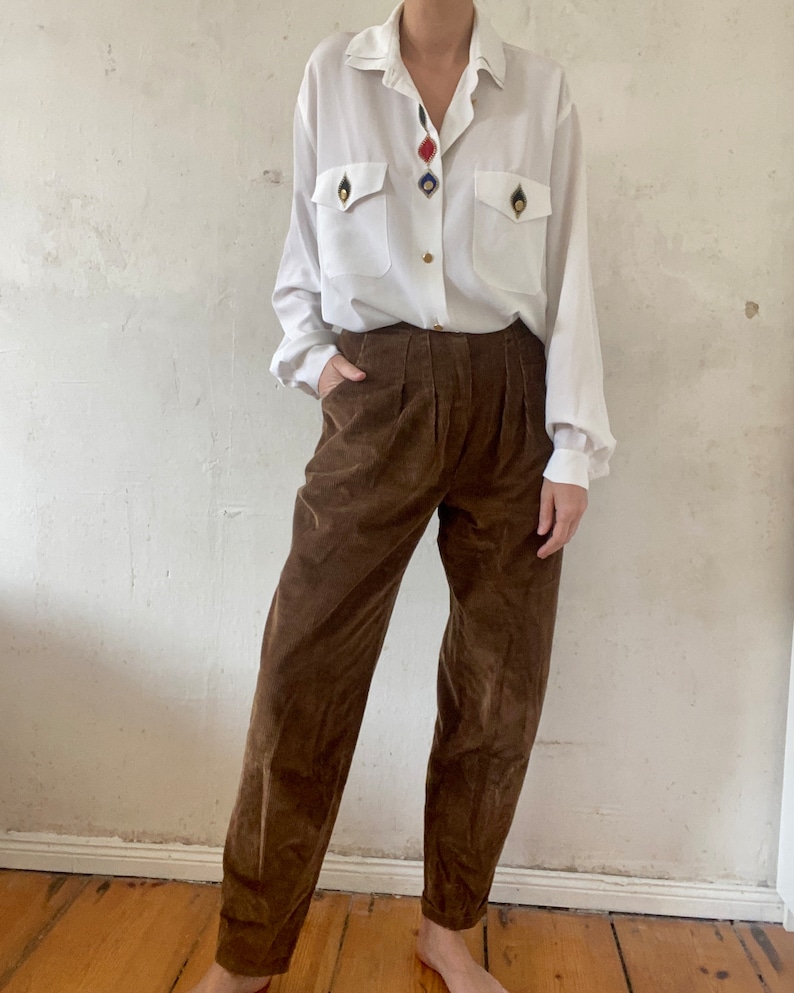 Beautiful vintage corduroy highwaist trousers in brown from the 80s image 3