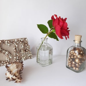 Glass Bud Vase. Small Glass Vases. Little Clear Bottle Bud Vase. Bud Vases for Centerpieces or for Wedding, Party, Event Decoration