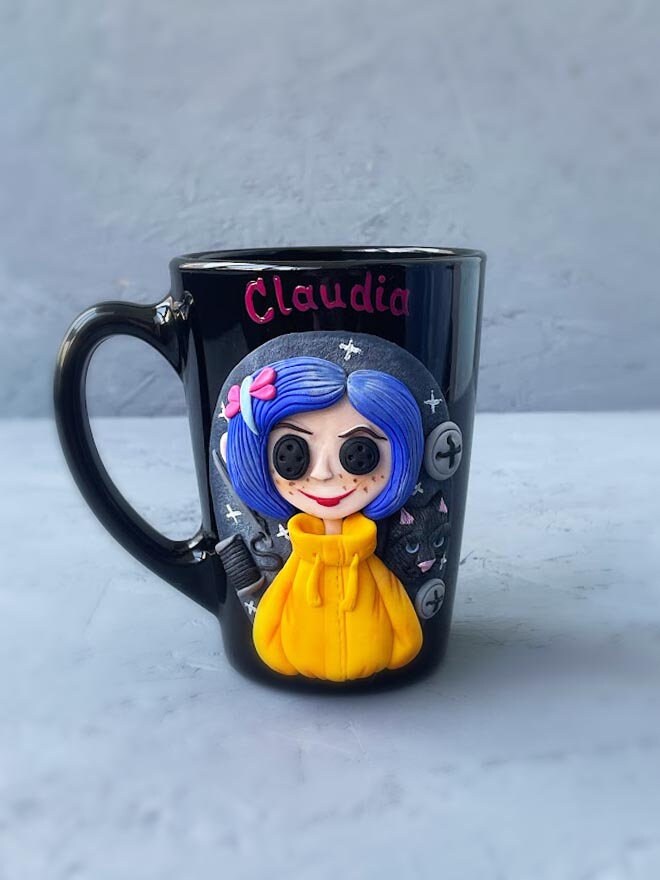 TYCLTY Tazza Ceramica Coraline 325ml - Regalo Originale Per Halloween O Compleanno - 4