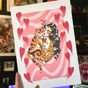 A4 Traditionelles Tattoo, Flash Print, Dame mit Katze, Damenkopf, Herzen, Galentinerinnen, Valentinstag, neotraditional, Tattoo Wandkunst, Katzenliebhaber