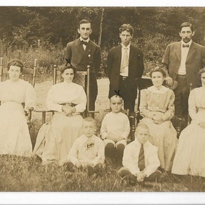 Ten People Group Photo Shinglehouse Pa RPPC Postcard By Everett Circa 1908