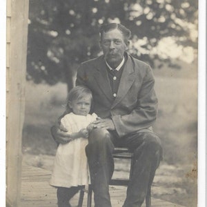 Reverendo Chas (Charles) Parker y su hijo, postal con fotografía real, RPPC, circa 1910