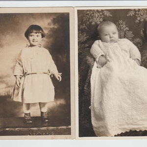 Zwei RPPC-Postkarten aus den frühen 1900er Jahren mit dem Namen Jeanette L Deatrick Mansfield Pa Area und Emma Kohler