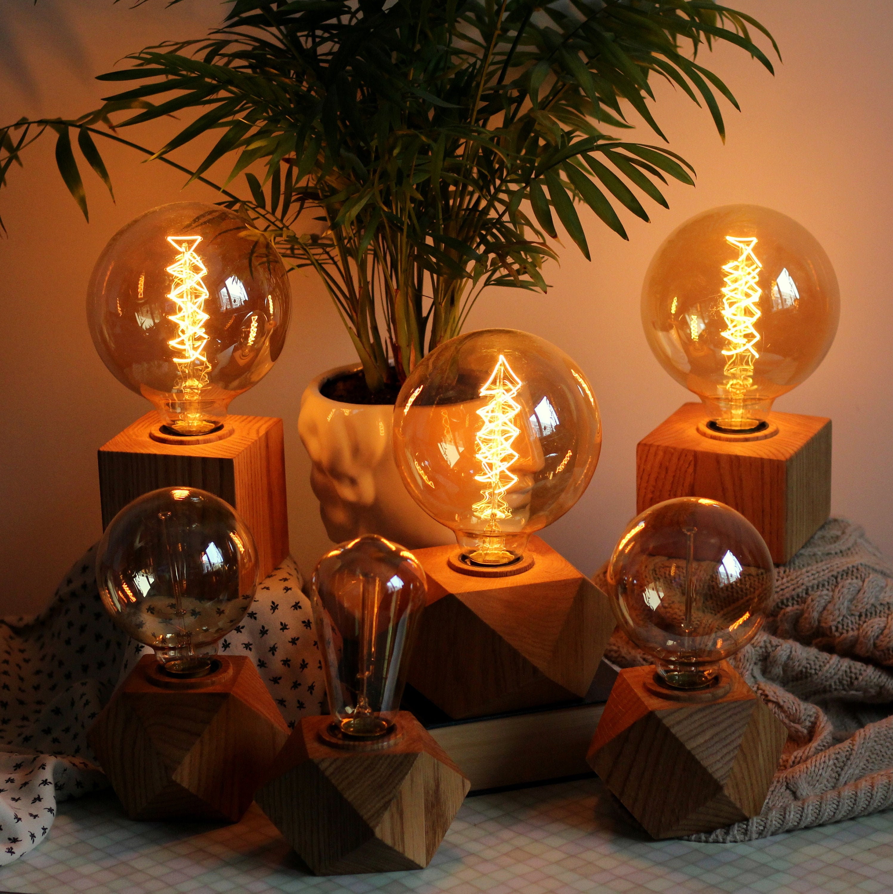Сarved oak lamp. Edison's oak retro lamp. Table lamp modern. Wooden wedding gifts. 5 year anniversary gift for husband. Natural wood decor
