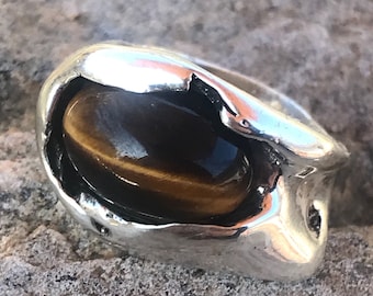 Vintage, Sterling Silver, Abstract Ring, Tiger-Eye Hand Made Ring, Size 6, 8 Grams