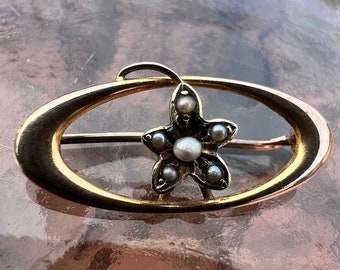 Vintage, 10K Gold, Yellow Gold, Flower Seed Pearl Brooch, .46" By 1.02", 1.55 Grams