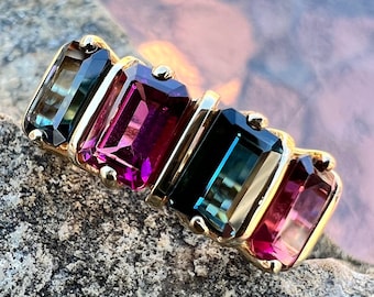Vintage, 14K Gold, Rhodolite & London Blue Topaz Ring, Yellow Gold, Size 4 3/4, 3.32 Grams