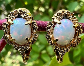 Vintage 14K Gold Kabana Opal Clip On Earrings, 3.85 Grams
