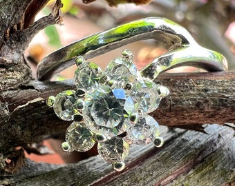 Vintage, Sterling Silver, Cubic Zirconia Flower Ring, Size 7 1/4