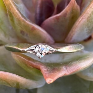 Vintage 14K White Gold Diamond Solitaire Engagement Ring (Size 6 1/4)