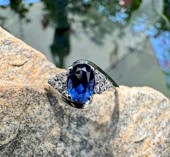 10k sapphire ring discount